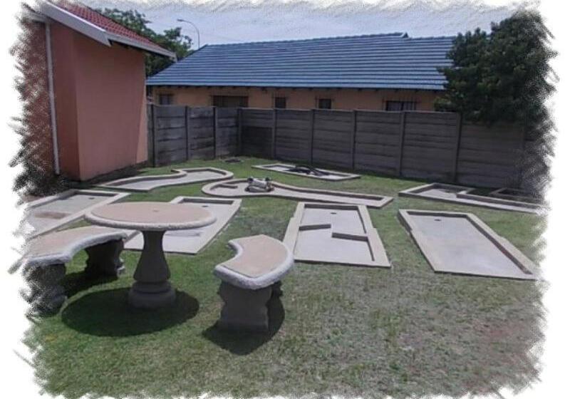 Пансион All Are Welcome Guest House
