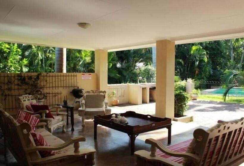 Пансион The Guest House Pongola