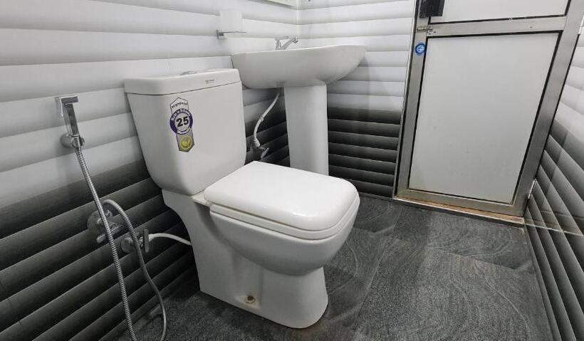 בית מלון כפרי Crosscountry Inn By Thurings