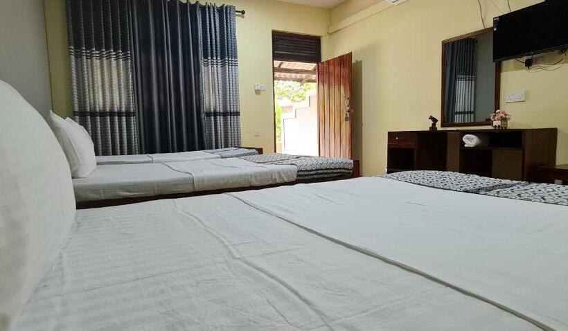 בית מלון כפרי Crosscountry Inn By Thurings