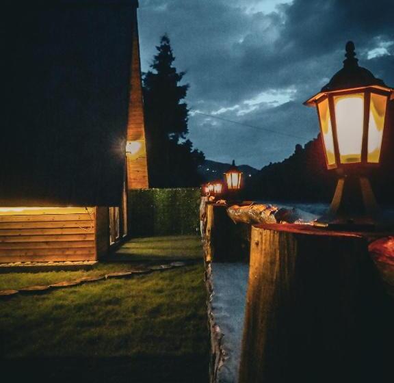 مبيت وإفطار Katre Bungalov