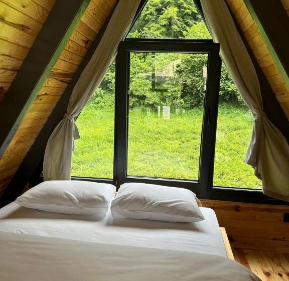 مبيت وإفطار Tuna Bungalow