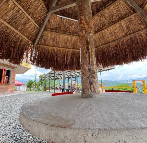 Casona Hotel La Divisa