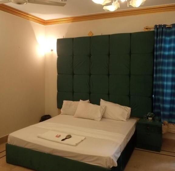 پانسیون Hill View Guest House Karachi