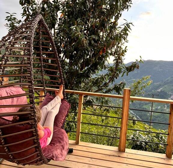 تختخواب و صبحانه şeni Bungalow