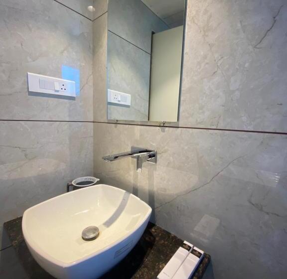هتل Czar Inn   Vashi Navi Mumbai
