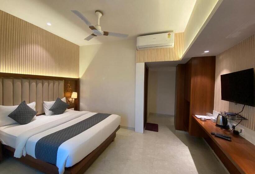 هتل Czar Inn   Vashi Navi Mumbai