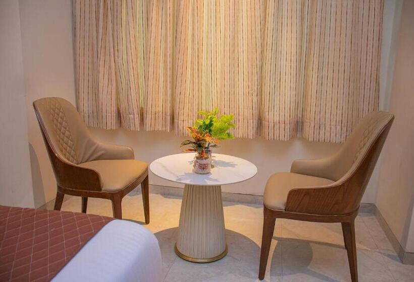 هتل Czar Inn   Vashi Navi Mumbai