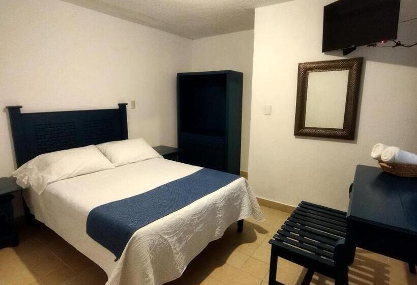 هتل & Hostal Santuario