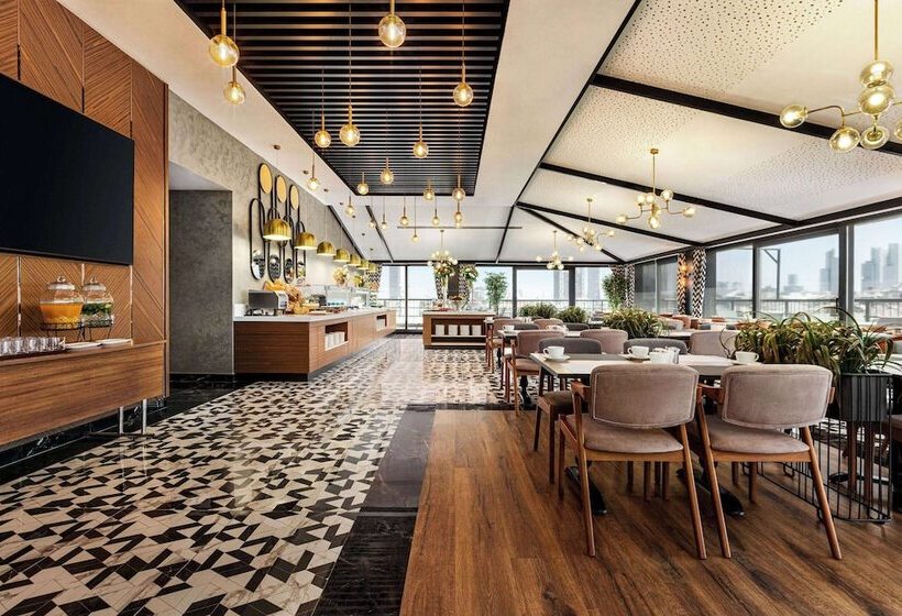 هتل Ramada Encore By Wyndham Istanbul Sisli