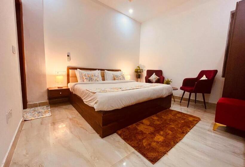 ホテル Triple Residency, Zirakpur