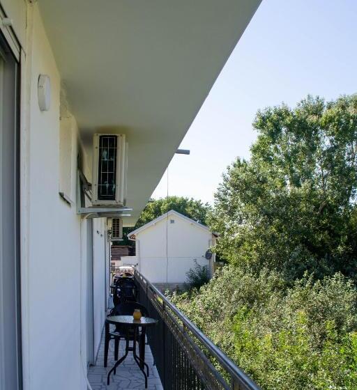 پانسیون Aida Apartments