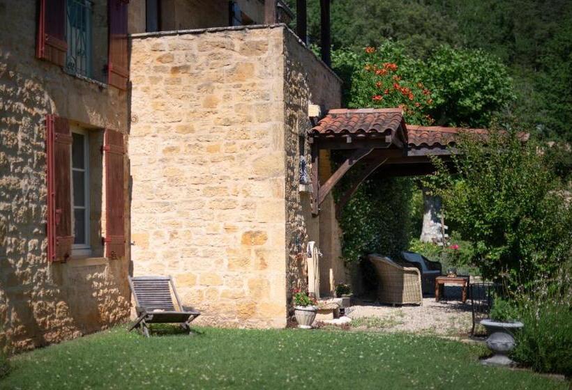 Пансион Le Clos Versailles Beynac