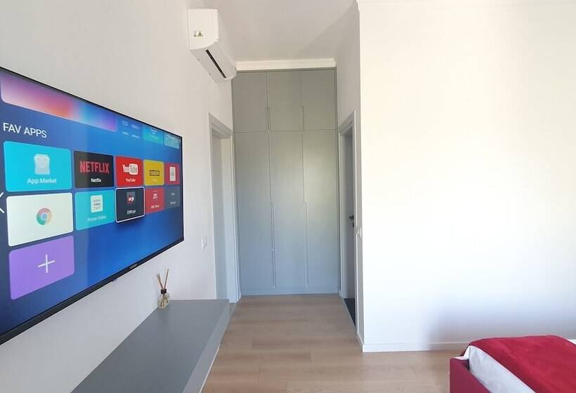 هتل Nerium Garden Inn Tirana Airport