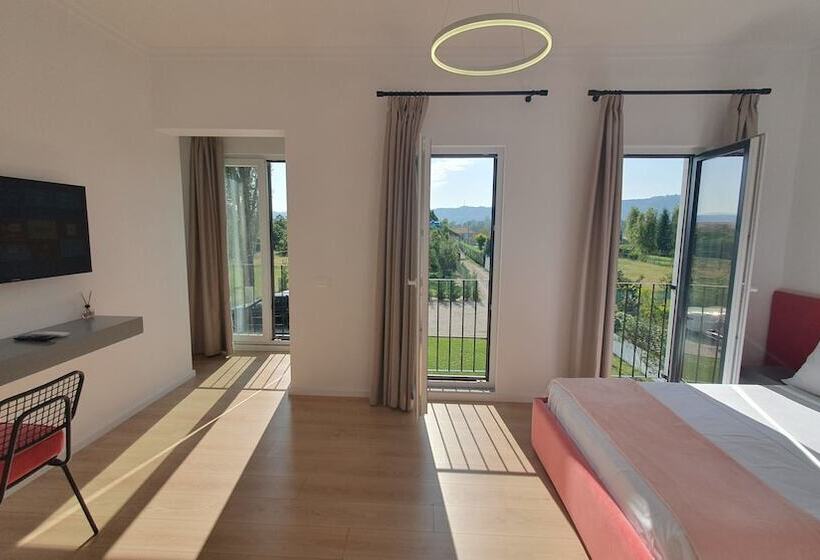 هتل Nerium Garden Inn Tirana Airport