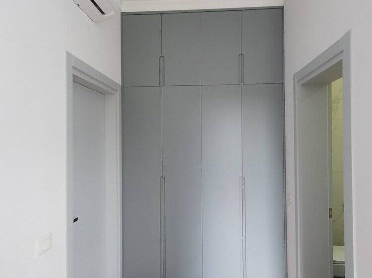هتل Nerium Garden Inn Tirana Airport