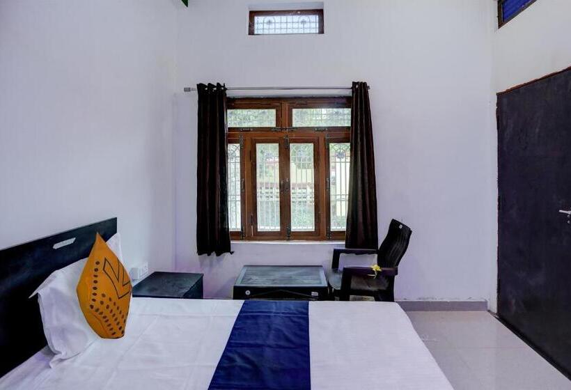 هتل Spot On Buddha City Paying Guest House