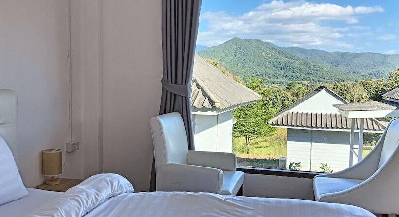 پانسیون Pai Sunrise Camping Resort