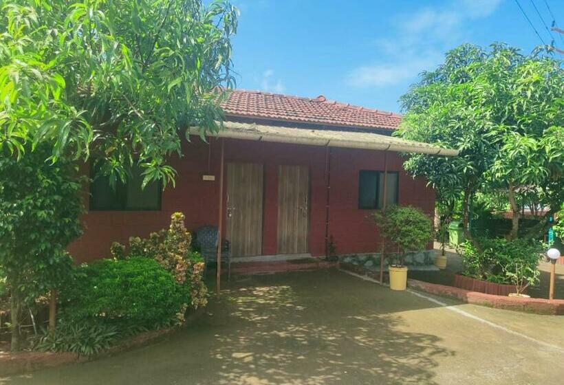 Green Blossom Resort Roha