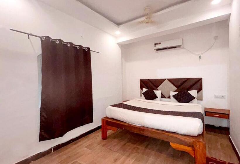فندق Goa Divine Candolim