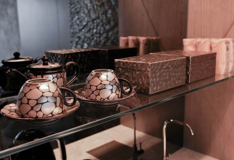 هتل Kimpton Qiantan Shanghai, An Ihg