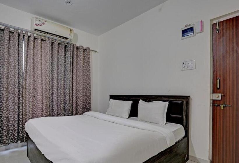 בית מלון כפרי Oyo The Maharaja Place