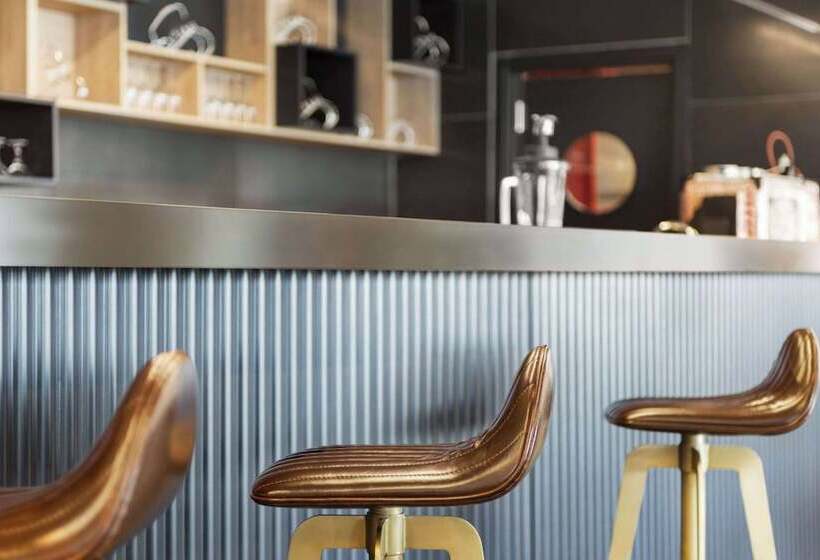 هتل Ramada Plaza By Wyndham Batman