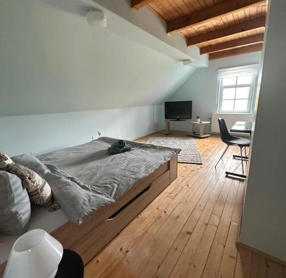 פנסיון Greenery Home