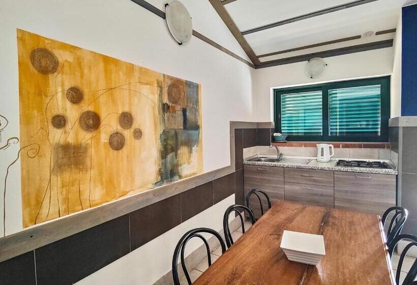 Residence With Swimming Pool In Guardistallo