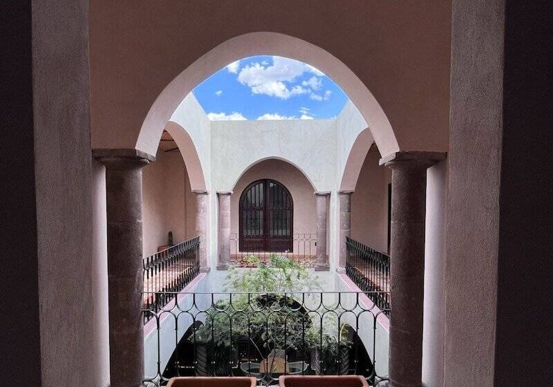هتل Casa Maka