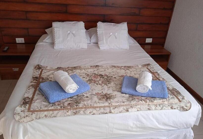پانسیون Hostal Jc