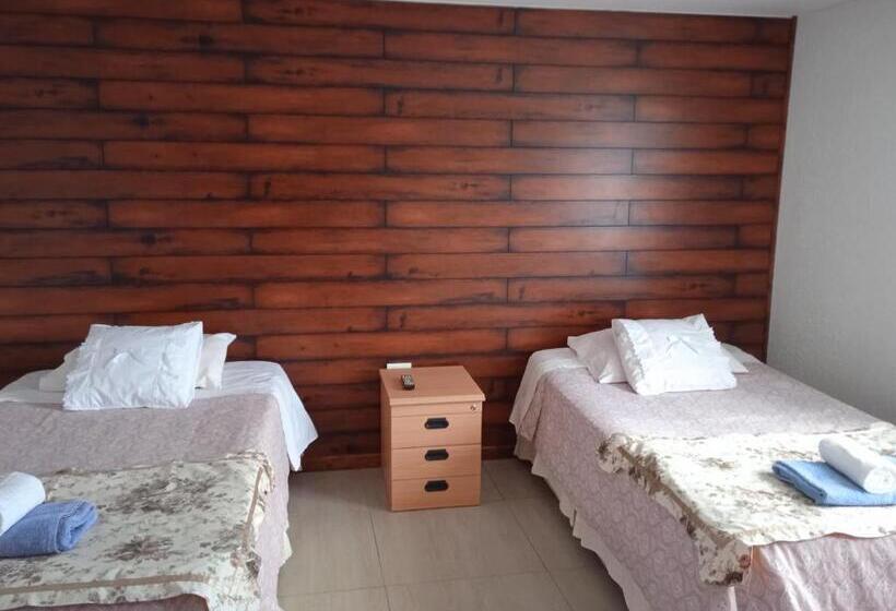 پانسیون Hostal Jc