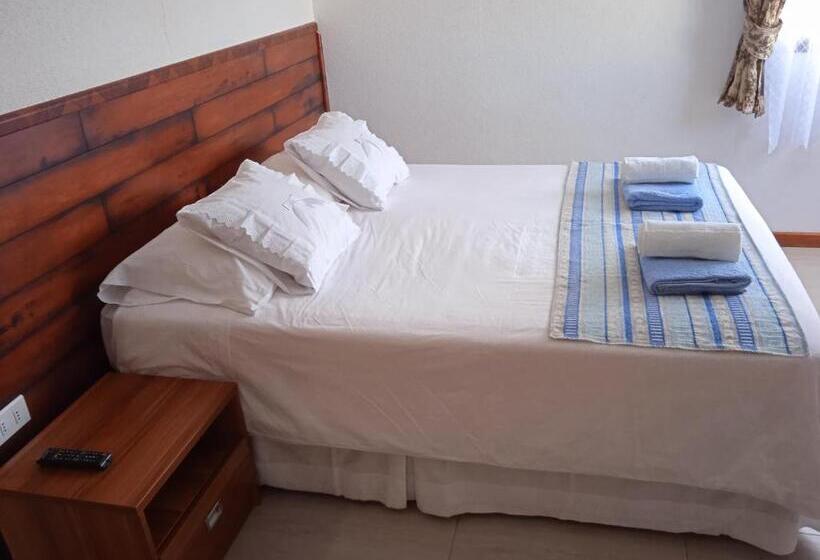 پانسیون Hostal Jc