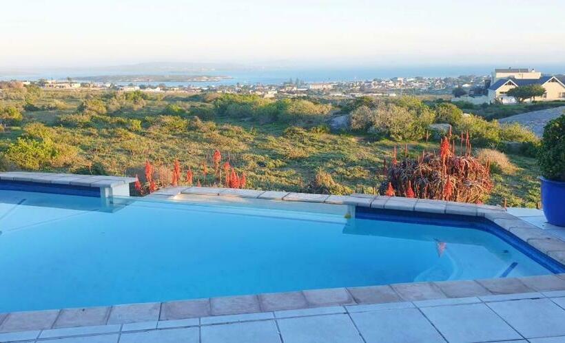 پانسیون The Boulders Langebaan