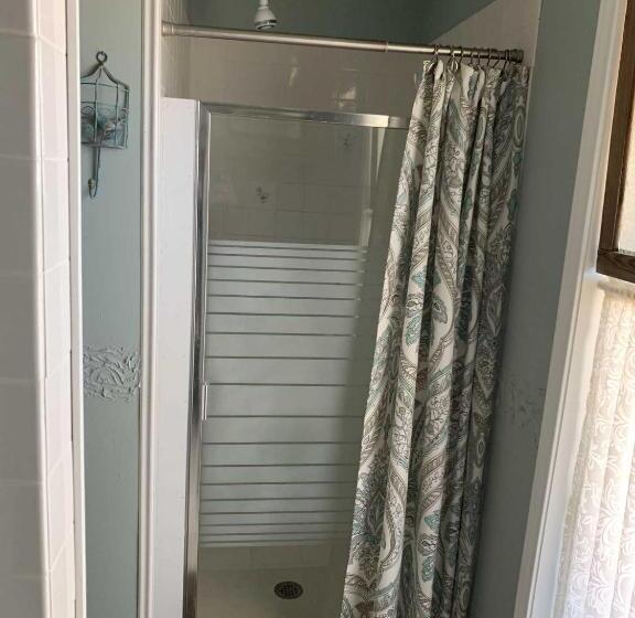 펜션 Water S Edge Guesthouse Bandera