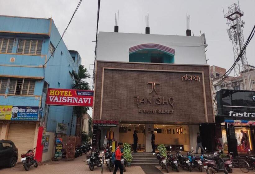 هتل Vaishnavi Near Baba Dham Temple