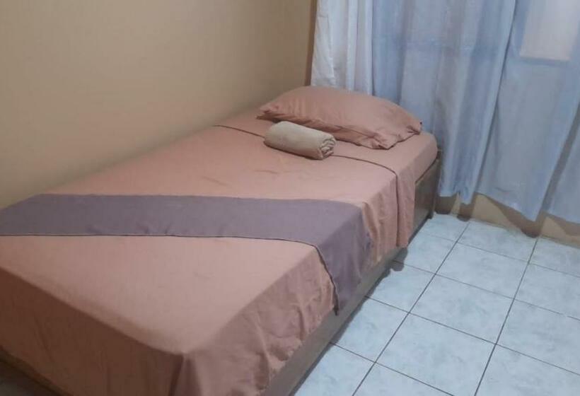 Hostel Casa Marina