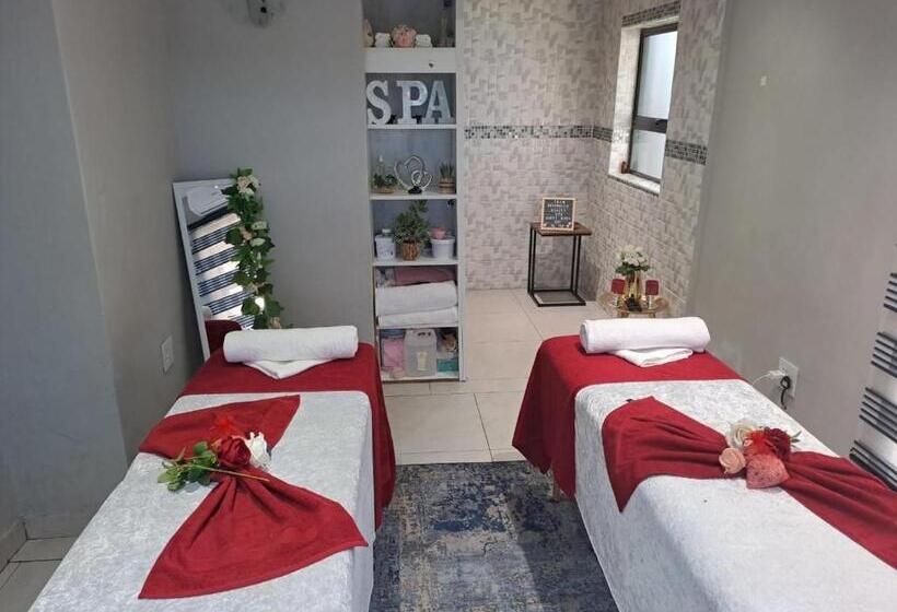 住宿加早餐  Regorogile Guest House Spa And Conference