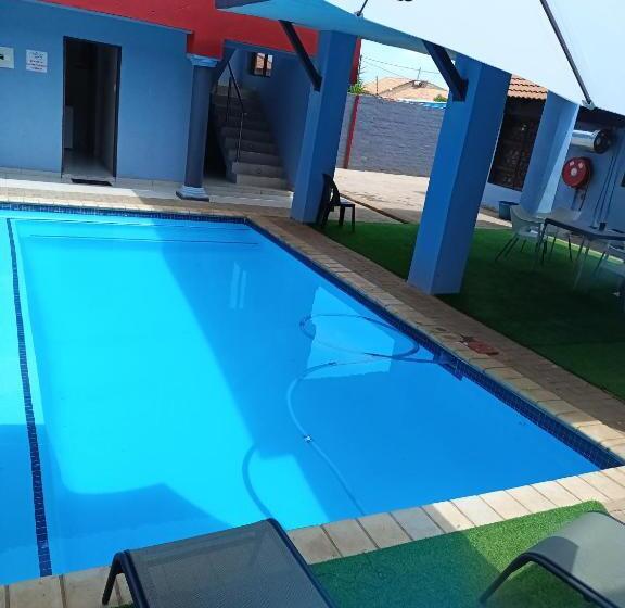 住宿加早餐  Regorogile Guest House Spa And Conference