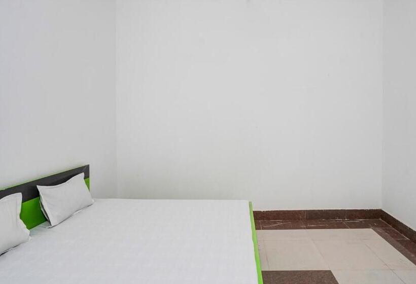فندق Oyo 81362 Sahara Guest House