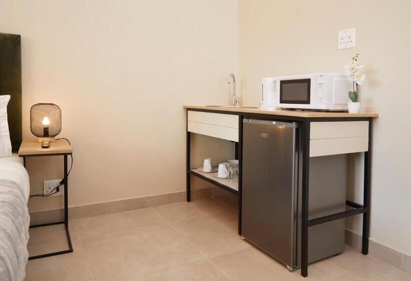 بنسيون City Club Guesthouse