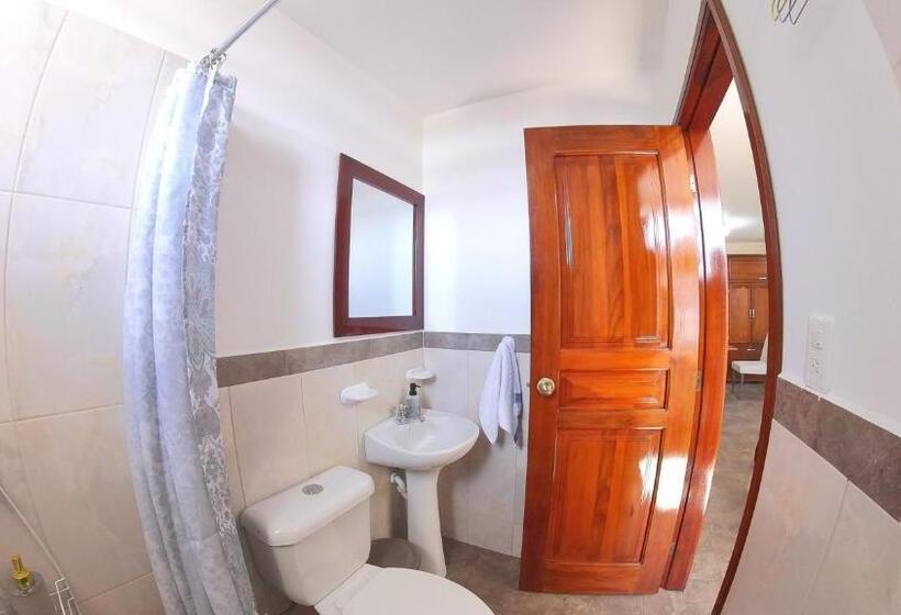 پانسیون Suite Central Park Tababela