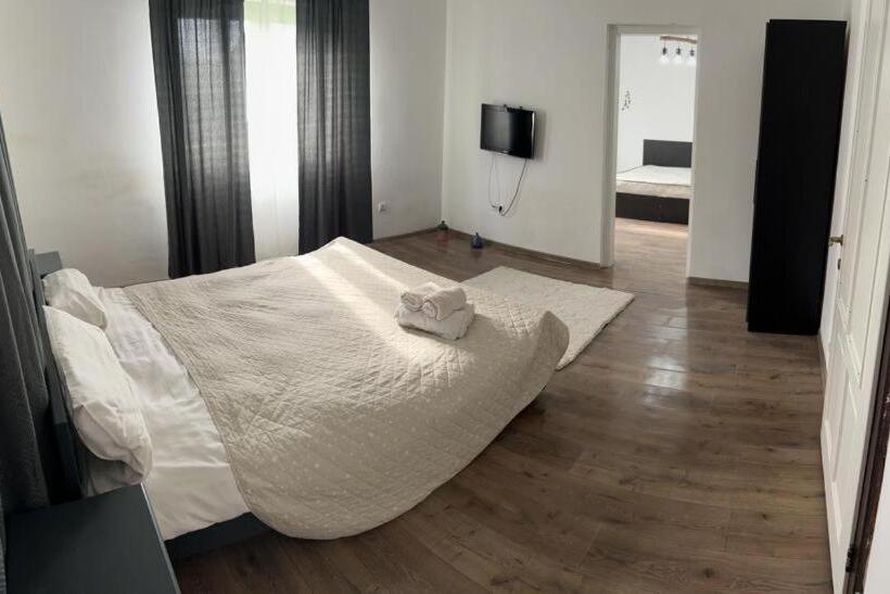 بنسيون Vila Boema