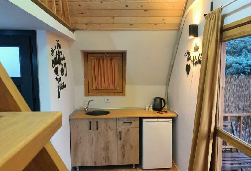 تختخواب و صبحانه Hayela Bungolow Otel Ve Restourant