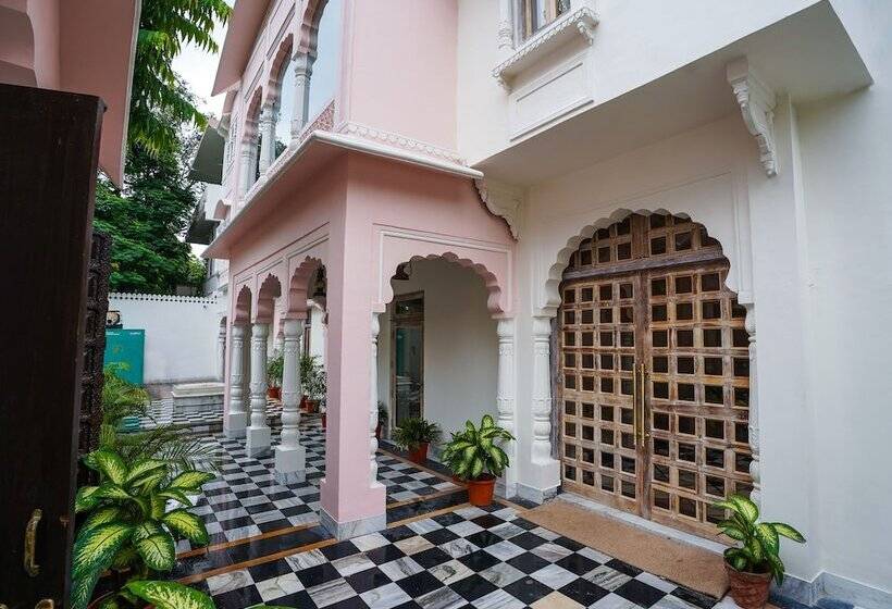 هتل Dev Mahal   A Boutique Heritage