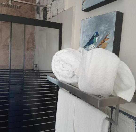 בית מלון כפרי Ing At Sandstone