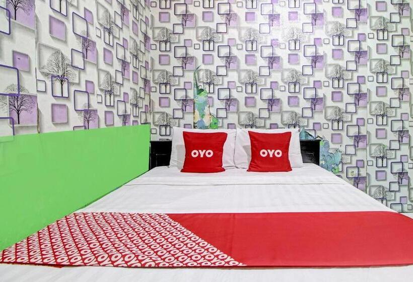 Отель Oyo 92759 Penginapan Piji Kembar