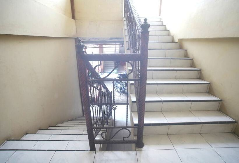 فندق Oyo 92783 Wisma Bunda Syariah