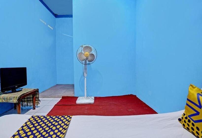 ホテル Spot On 92727 Lestari Syariah