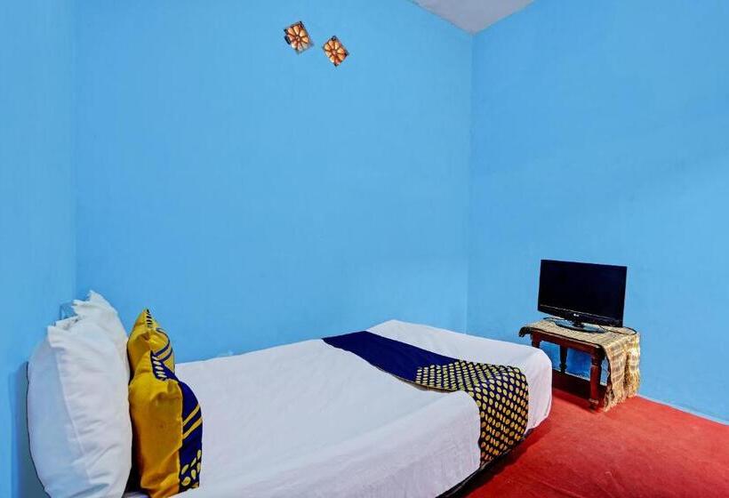ホテル Spot On 92727 Lestari Syariah